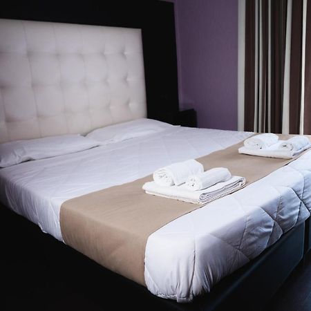 קאסרטה Sweet Central Hotel מראה חיצוני תמונה